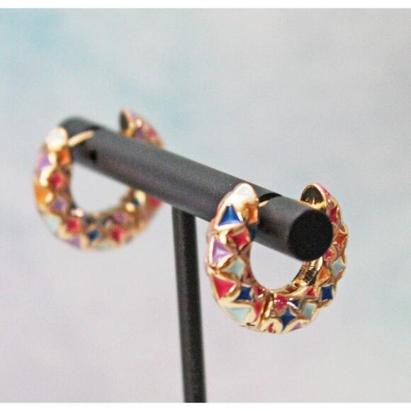 Small Huggies Earrings with Multi Colored Enamel Coloring E141 - Picture 1 of 3